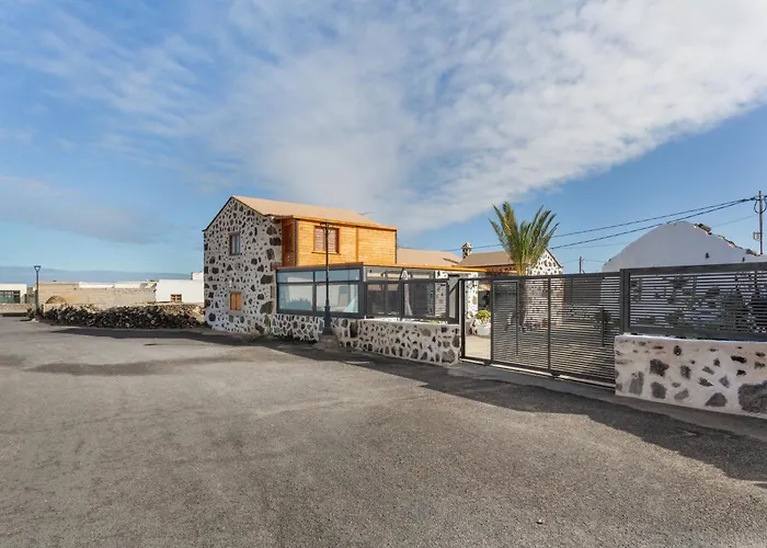 Casa Abuela Maria La Oliva