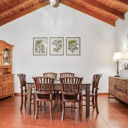 Casa Abuela Maria *