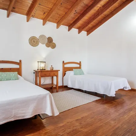 Casa Abuela Maria * 拉·奥利瓦